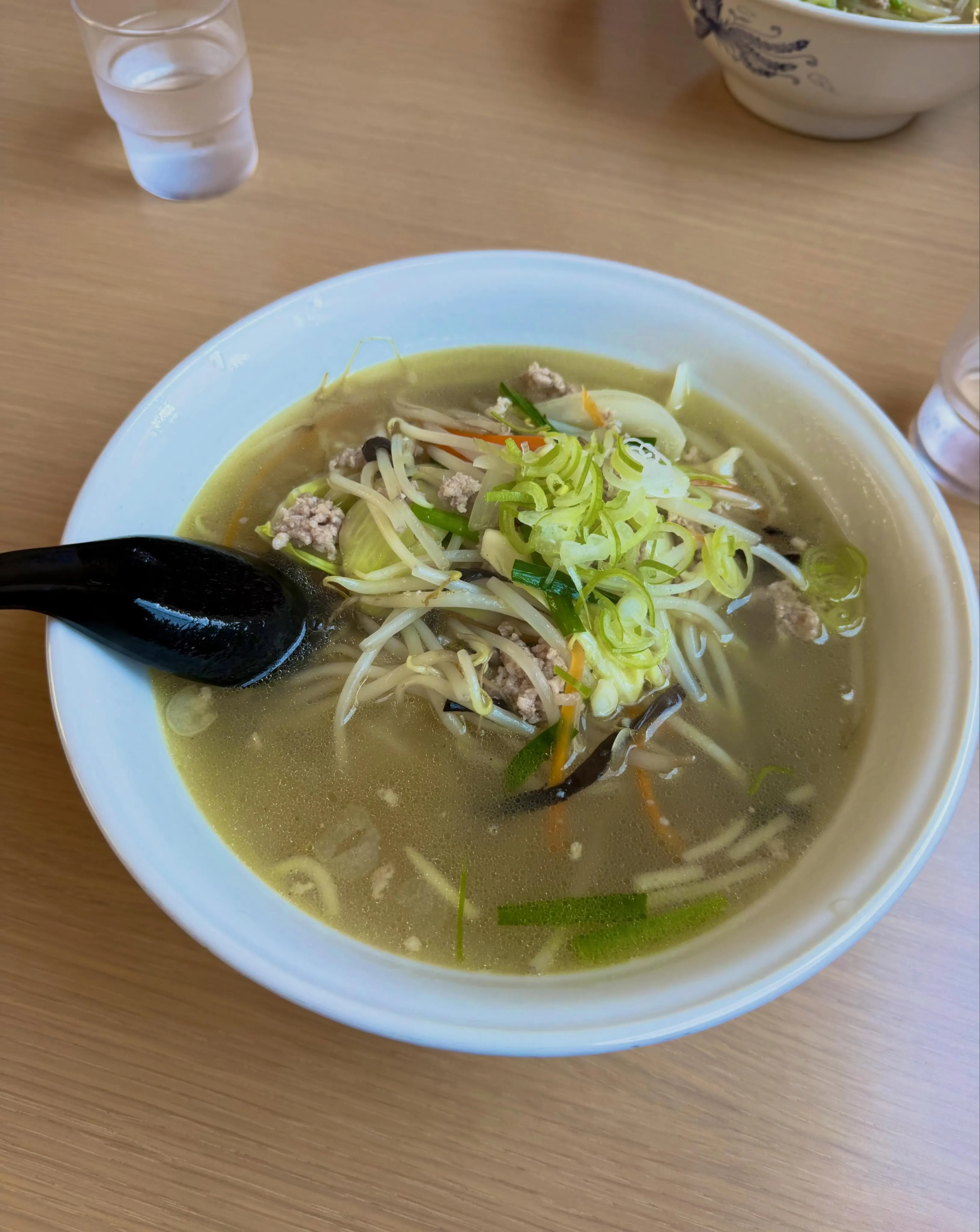 「まんがんや」さんで朝ラー🍜（2枚目）
